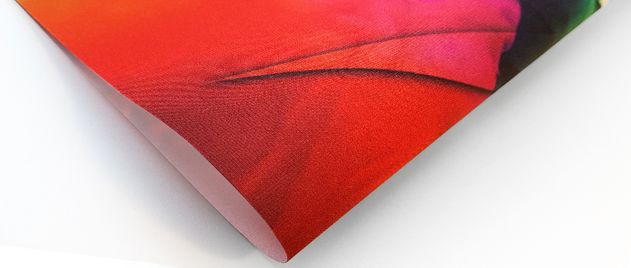 Fahnendruck und Stoffdruck auf Dekotex mit Brandschutzzertifizierung (B1)