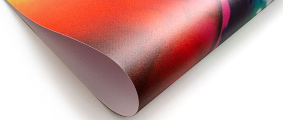 Bannerdruck und Planendruck auf Frontlit PVC mit Brandschutzzertifizierung (B1)